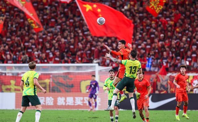 开云娱乐-轻松取胜！中国足球代表队在国际赛事中卓越表现(中国足球团队)